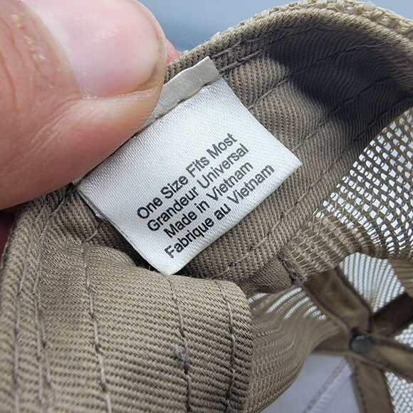 Bass Pro Shops Snapback Trucker Hat Cap Beige Logo Mesh Outdoor Fishing - Picture 9 of 10